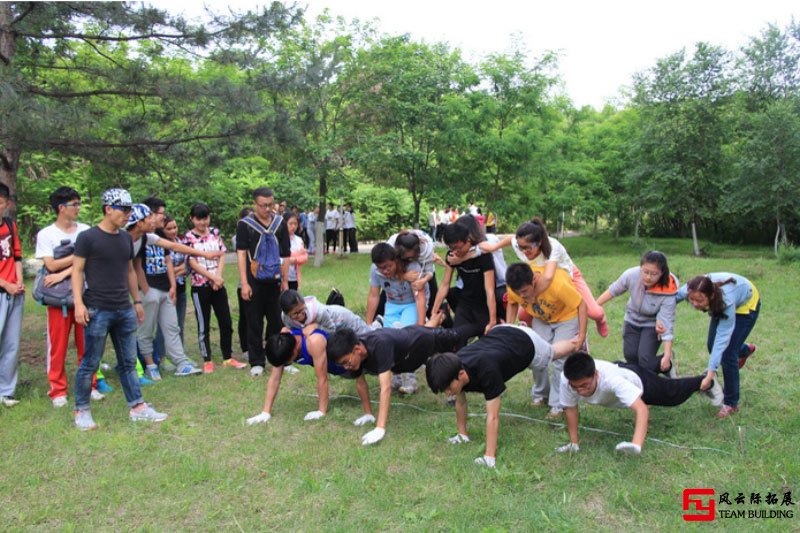 拓展八人過河、怪獸過河游戲圖片高清