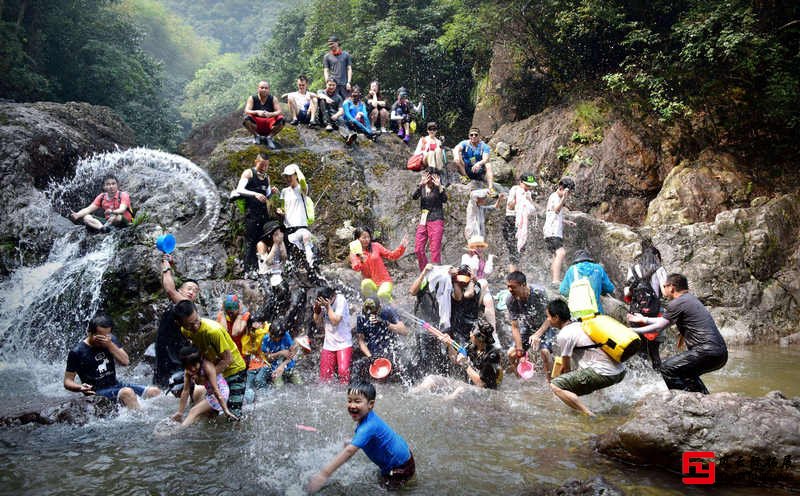 房山十渡2天溯溪運動團建拓展方案