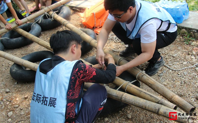 戶外團(tuán)建拓展培訓(xùn)心得體會500字